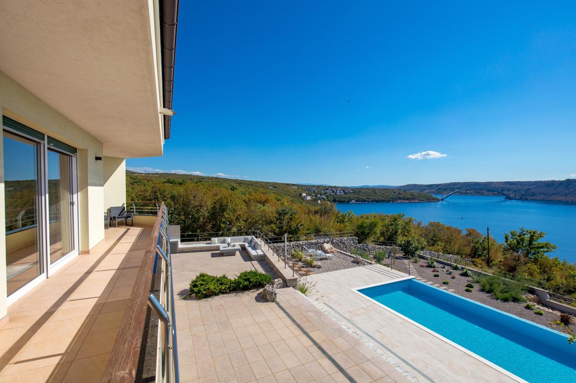 Luxury Villa Ostro With Pool & Krk Bridge View Кральевица Экстерьер фото
