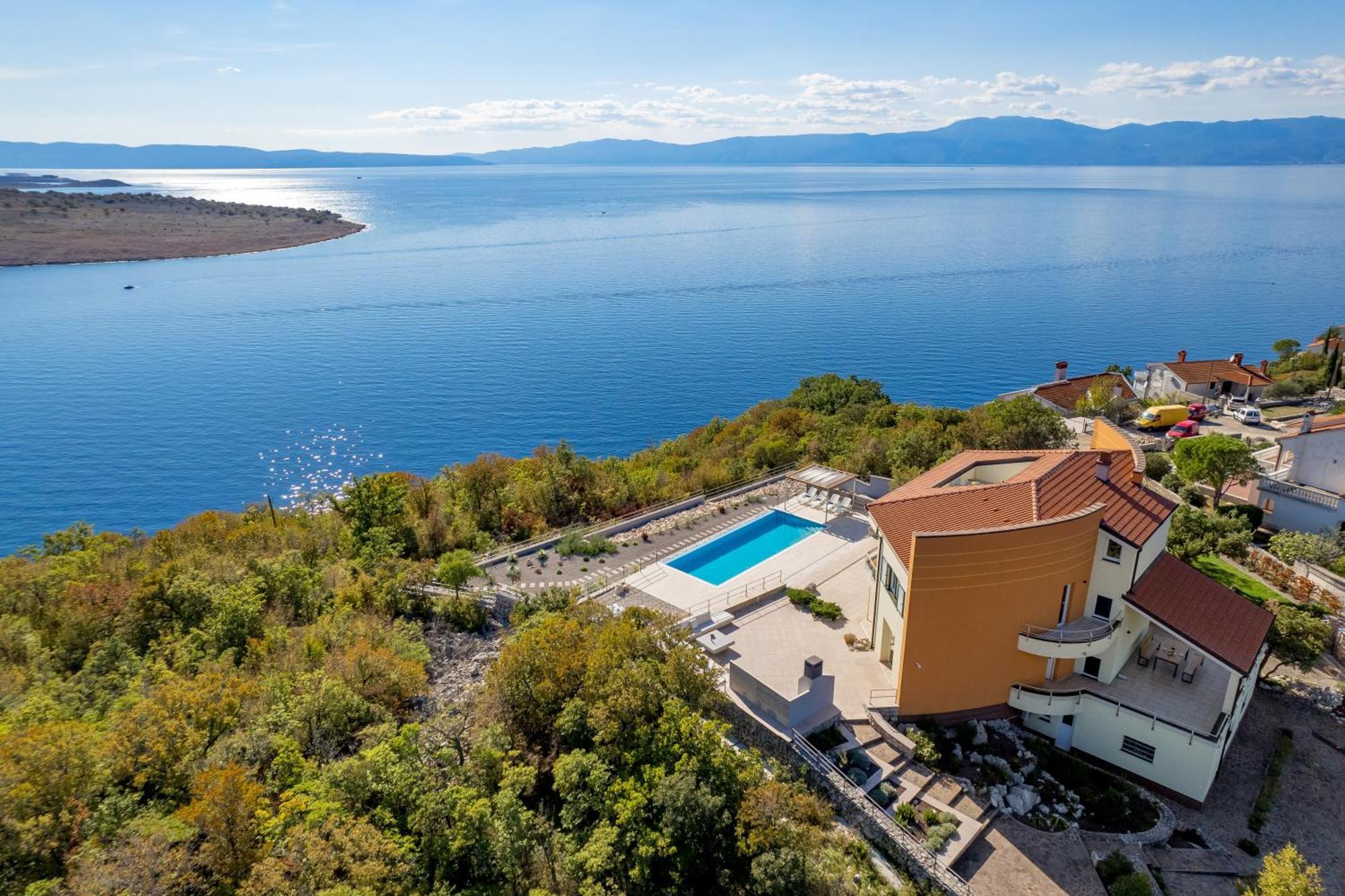 Luxury Villa Ostro With Pool & Krk Bridge View Кральевица Экстерьер фото